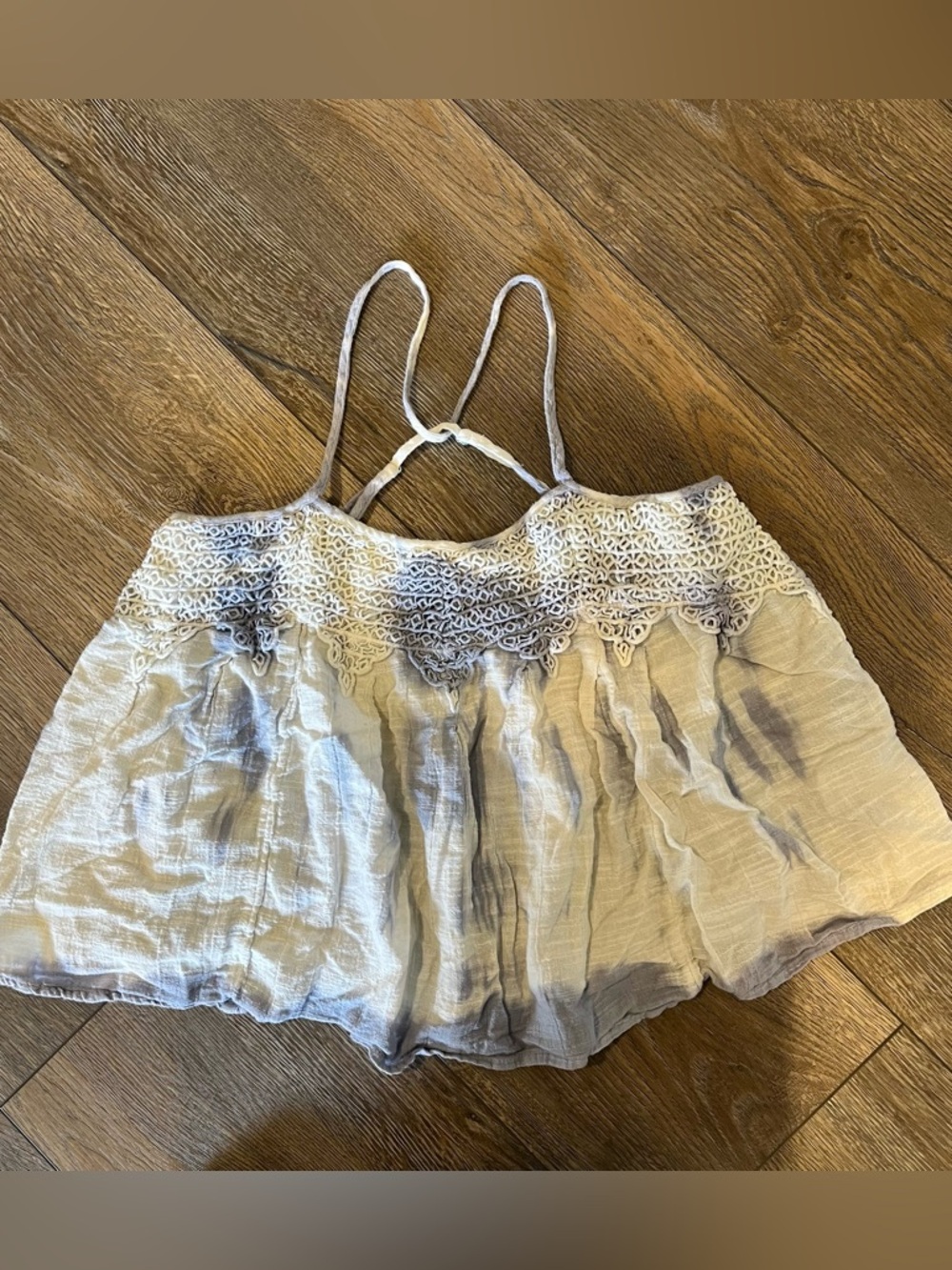 American Eagle Outfitters Ivory and Light Gray Tie-Dye Crop Top